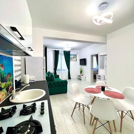 Vladimir Residence Mamaia Nord Navodari Exterior photo